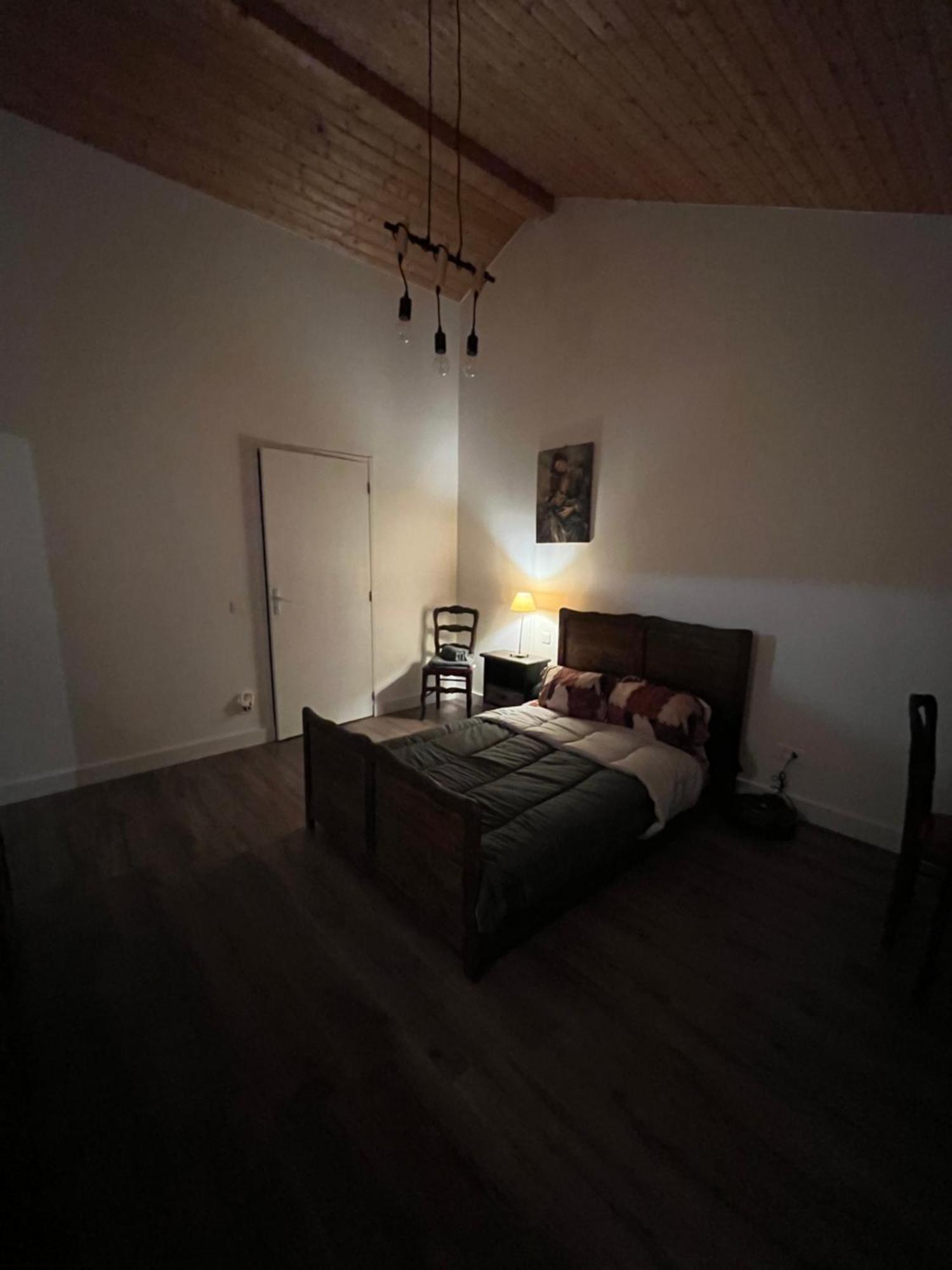 Chez Mamie Villa LʼIsle-Jourdain Buitenkant foto